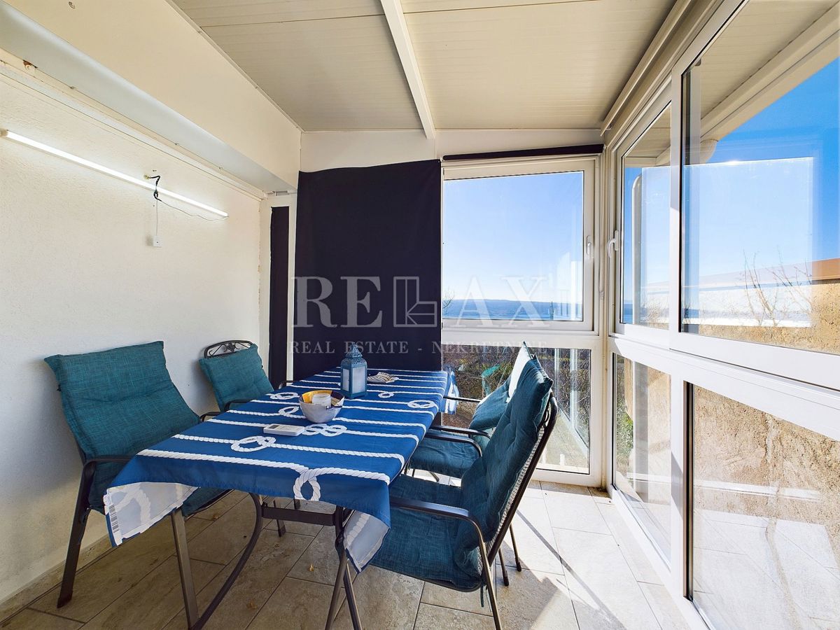 Crikvenica - casa in pietra con vista mare