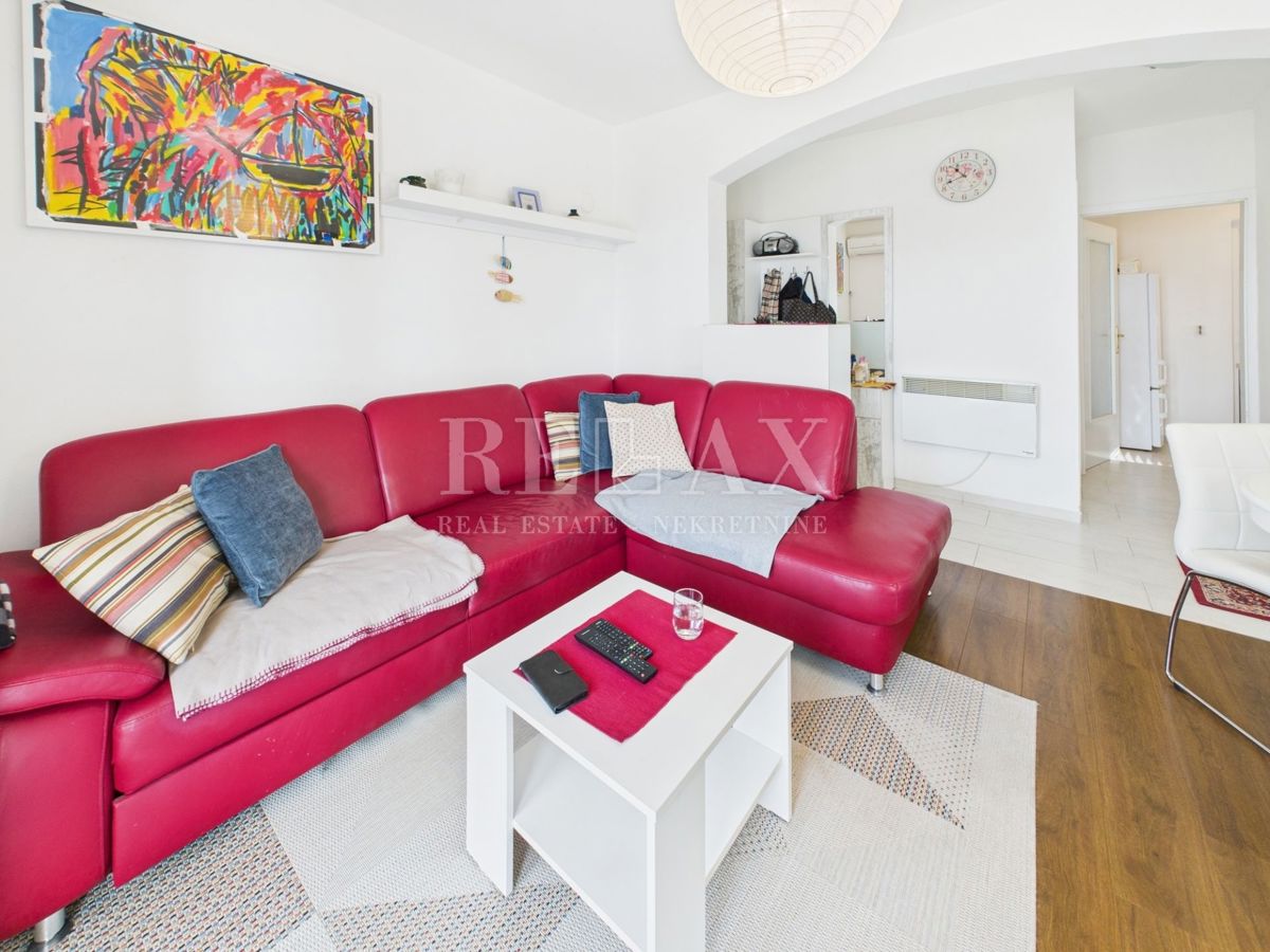 Novi Vinodolski - casa seconda fila al mare