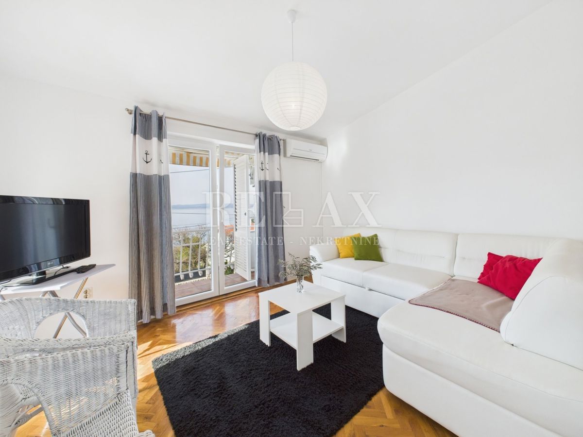 Novi Vinodolski - casa seconda fila al mare