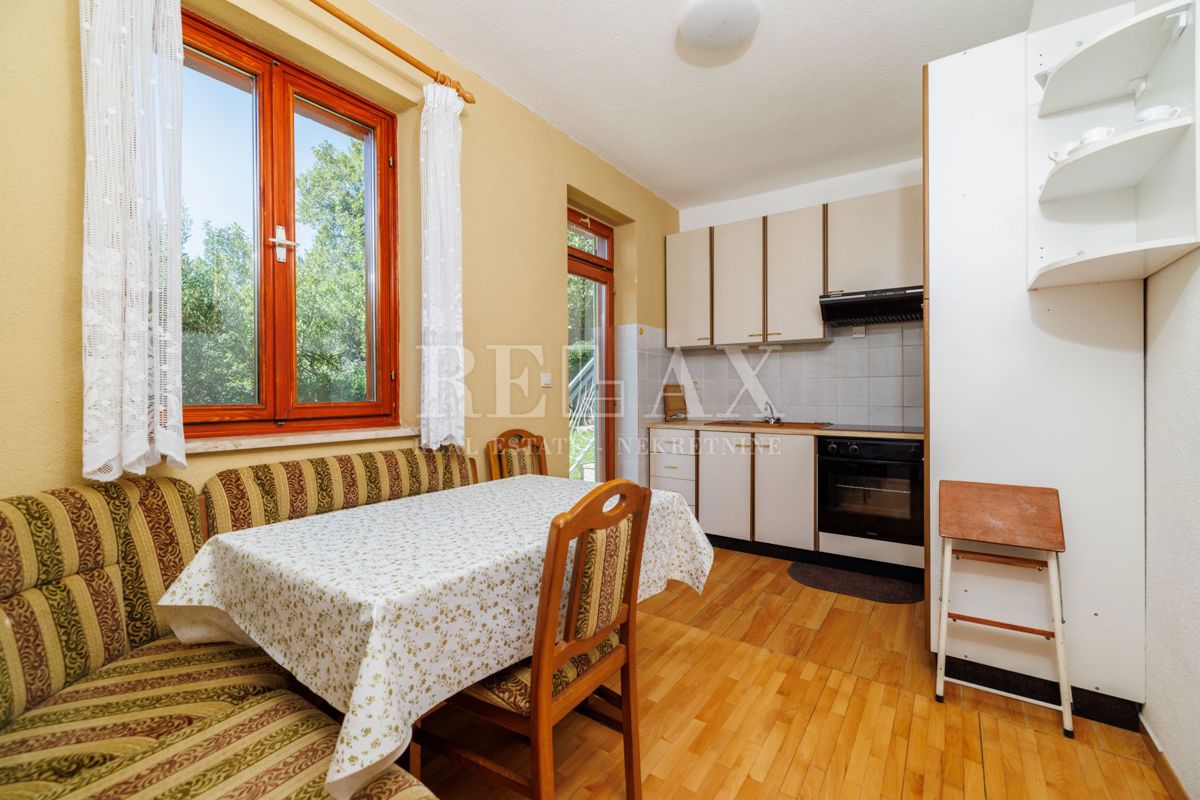 Crikvenica - spaziosa proprietà con piscina