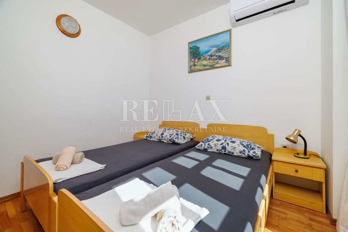 Crikvenica - spaziosa proprietà con piscina