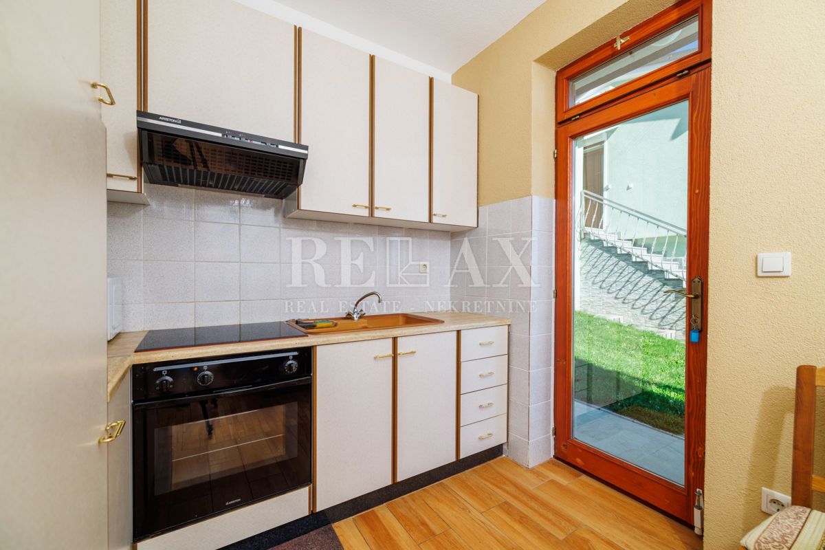 Crikvenica - spaziosa proprietà con piscina