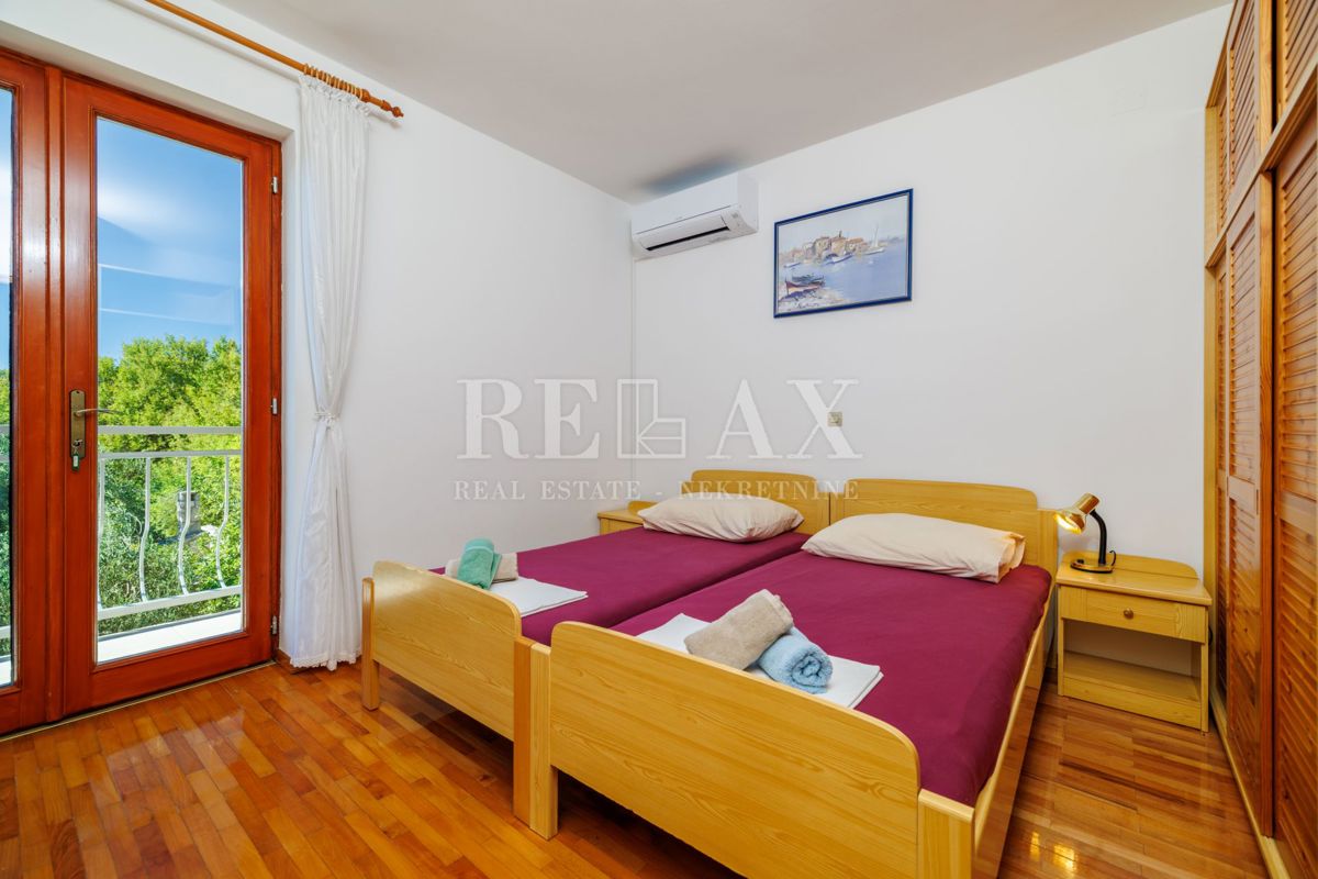 Crikvenica - spaziosa proprietà con piscina