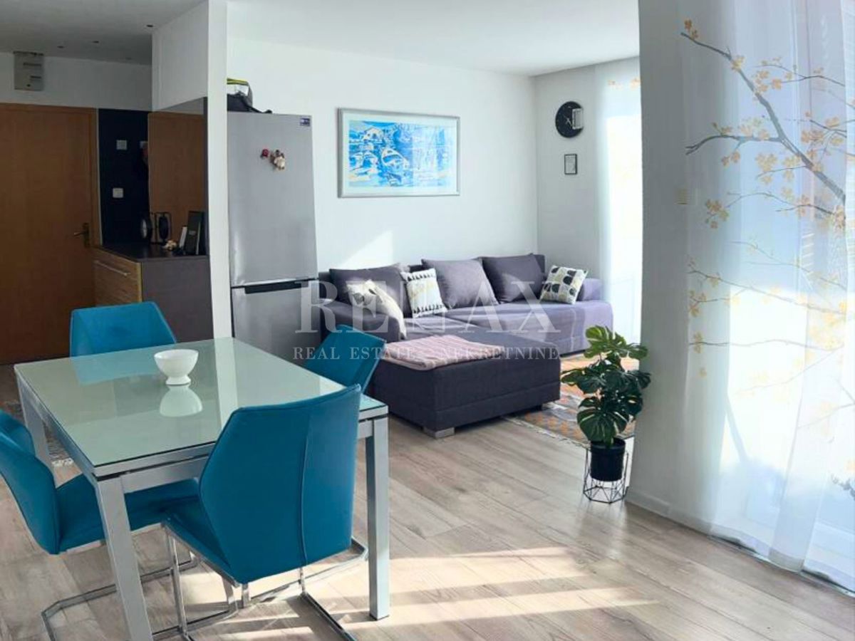 Isola di Krk, Malinska - appartamento con tre camere 