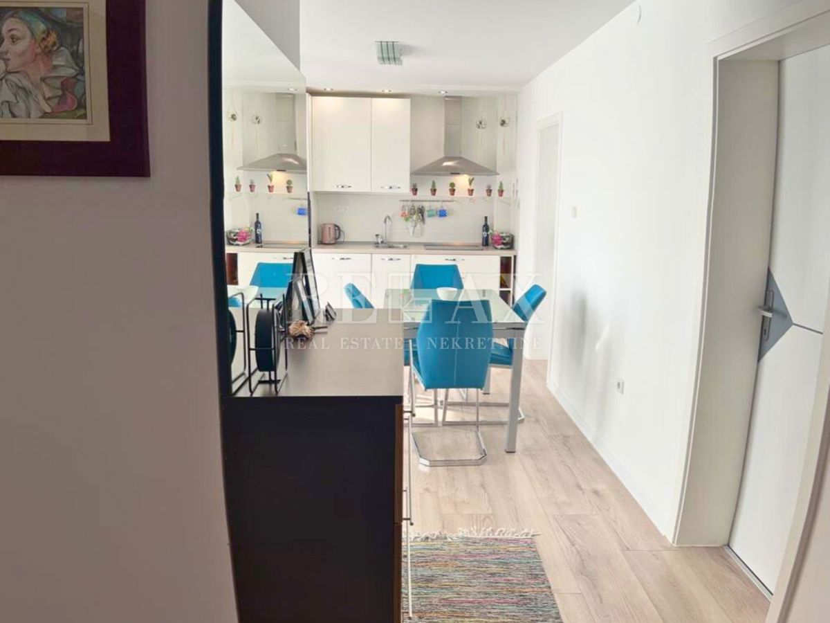 Isola di Krk, Malinska - appartamento con tre camere 