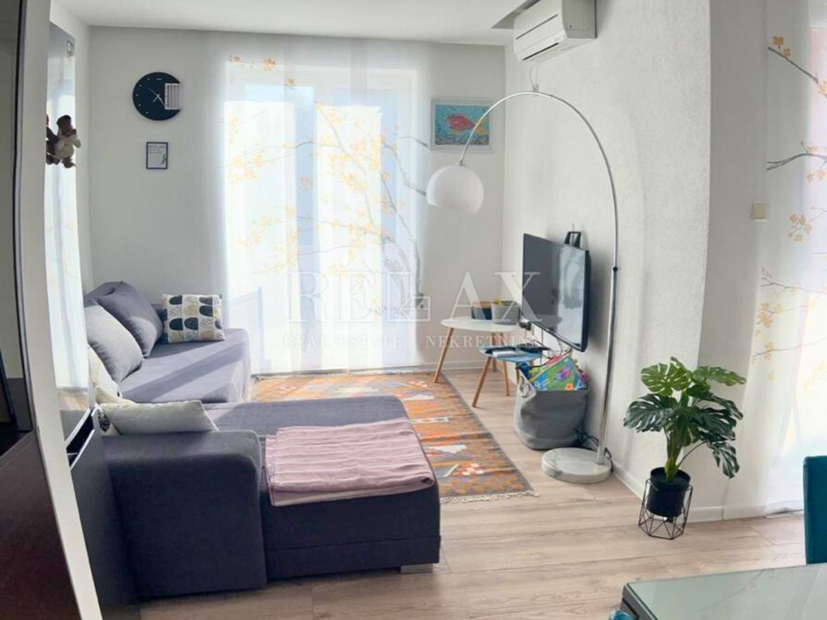 Isola di Krk, Malinska - appartamento con tre camere 