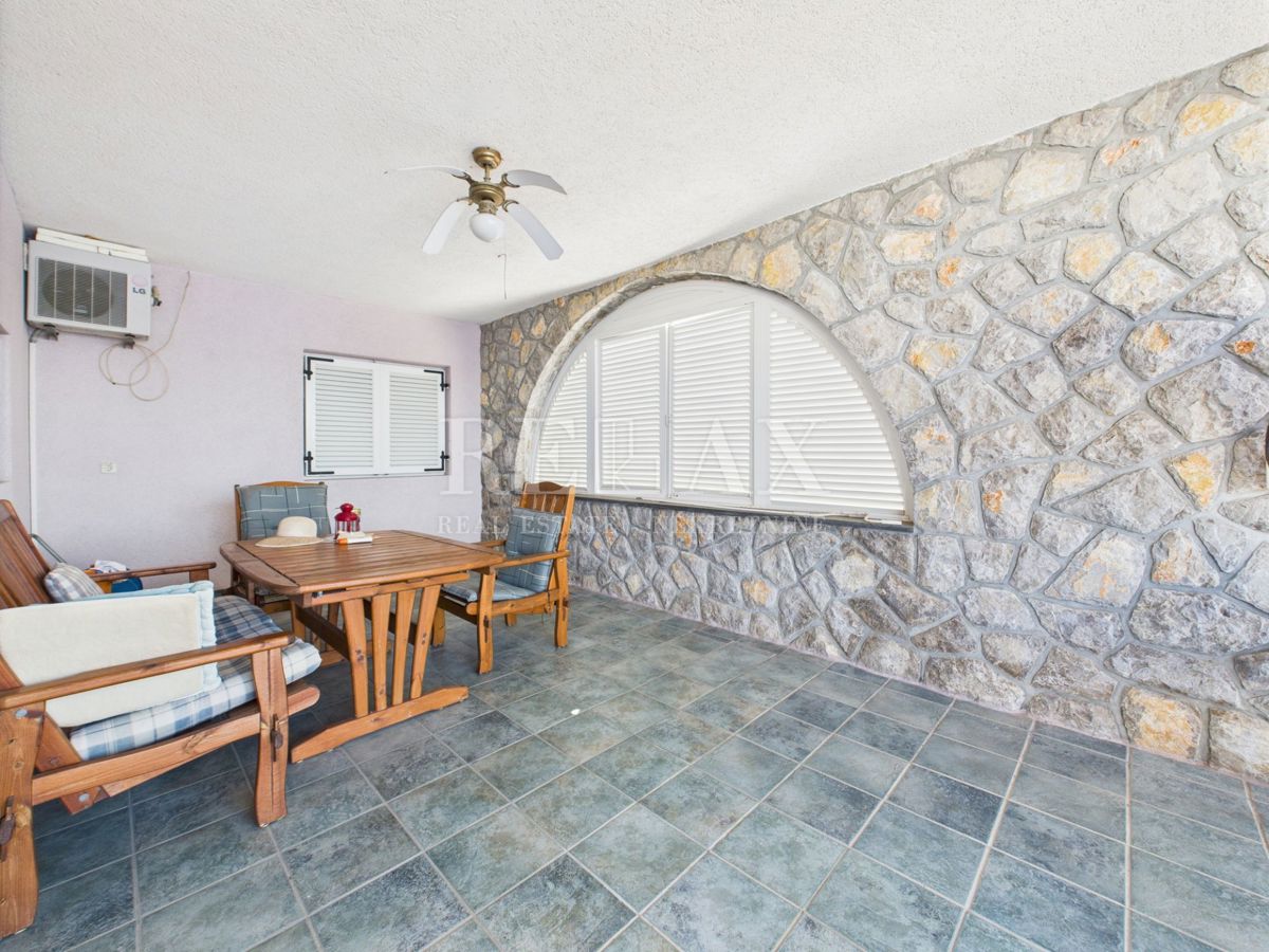 Crikvenica - spaziosa casa con giardino paesaggistico