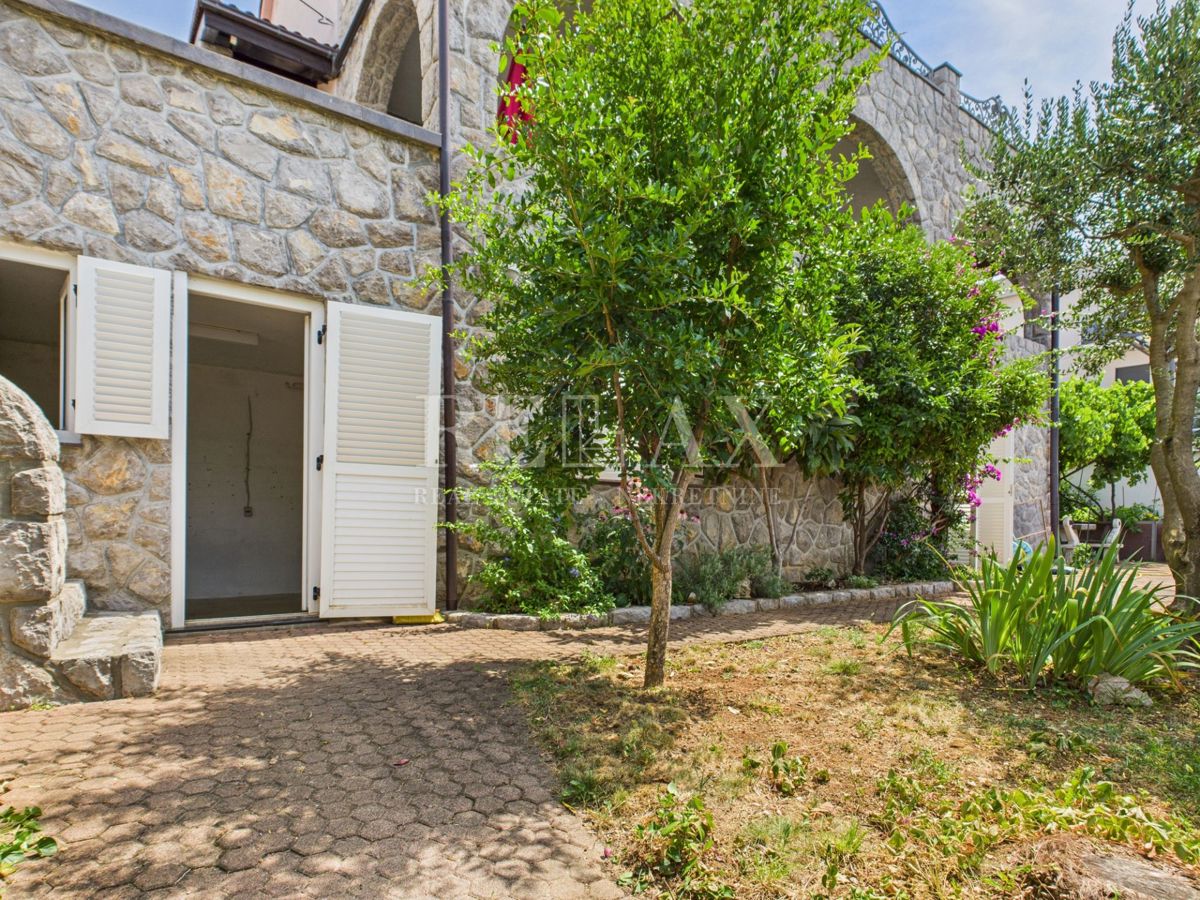 Crikvenica - spaziosa casa con giardino paesaggistico