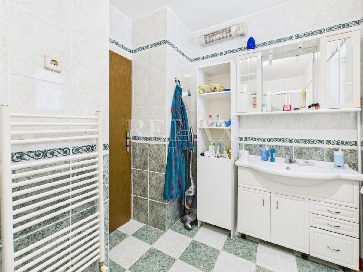 Crikvenica - spaziosa casa con giardino paesaggistico