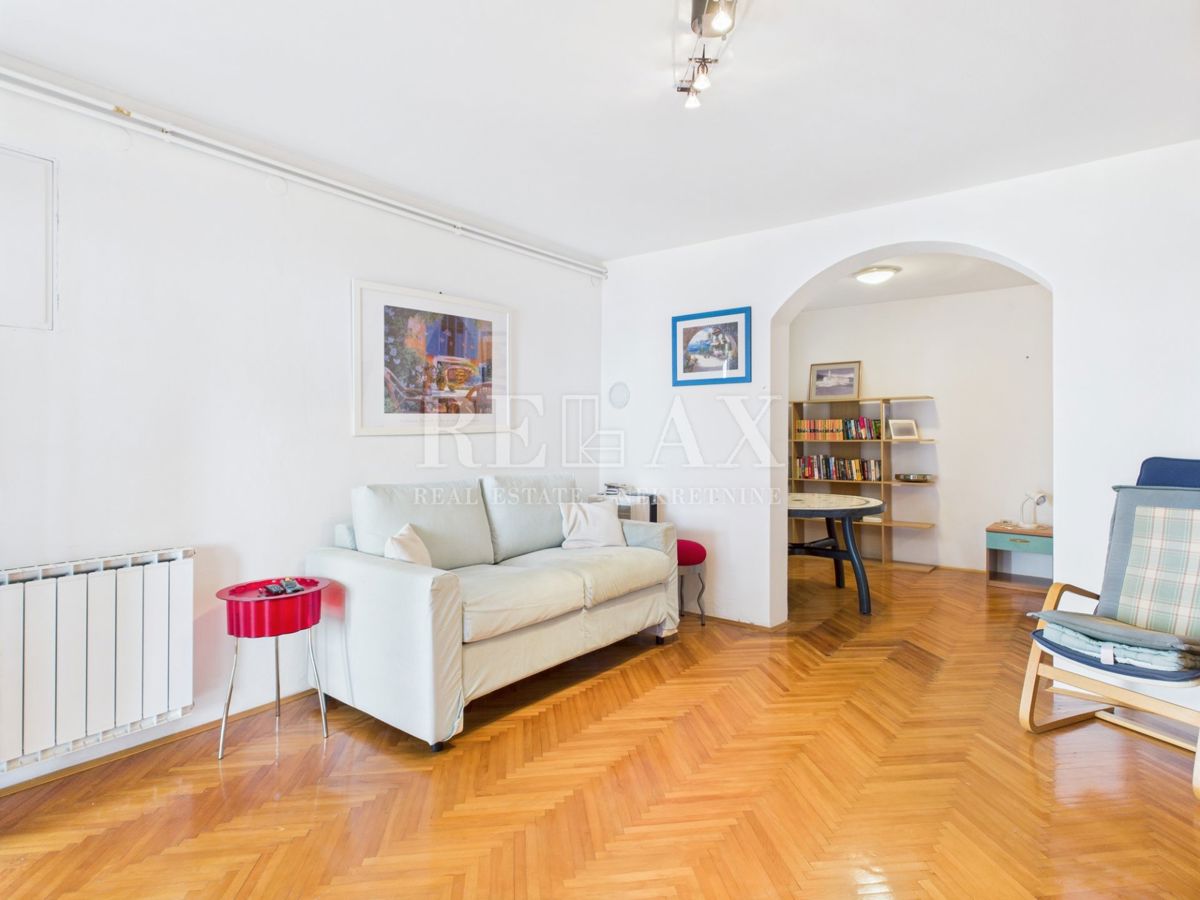 Crikvenica - spaziosa casa con giardino paesaggistico