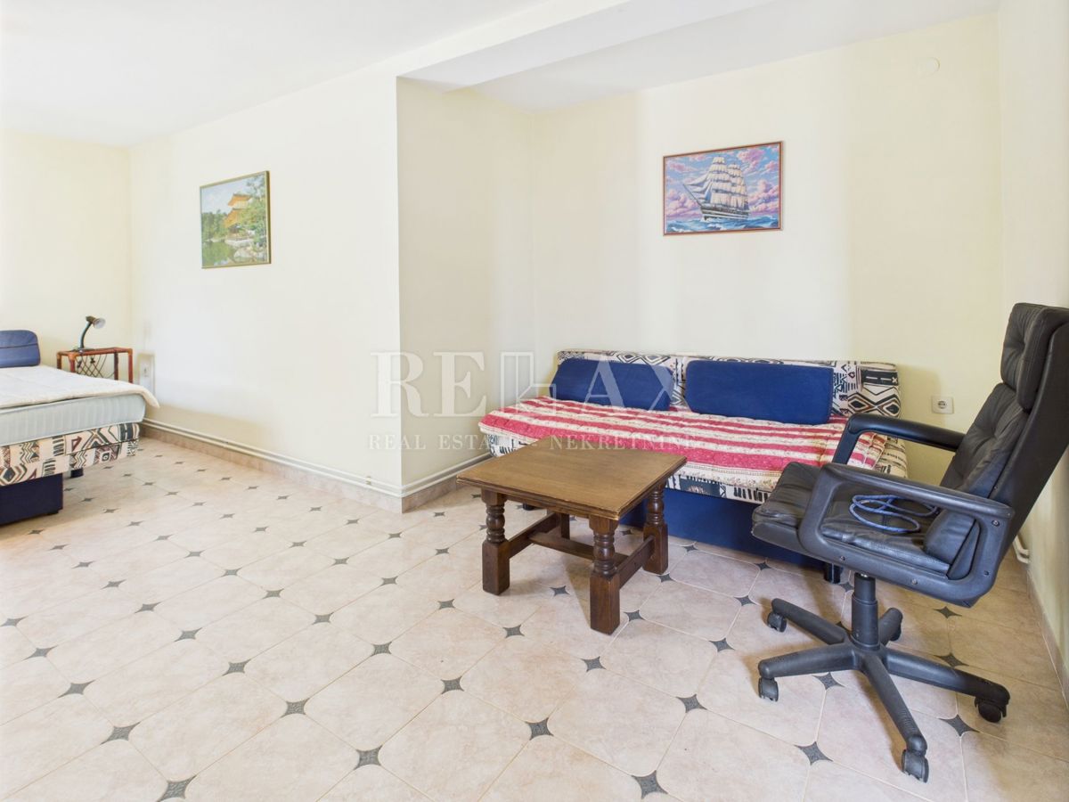 Crikvenica - spaziosa casa con giardino paesaggistico