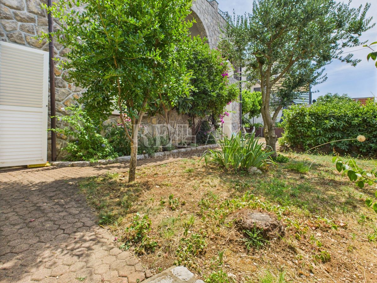 Crikvenica - spaziosa casa con giardino paesaggistico
