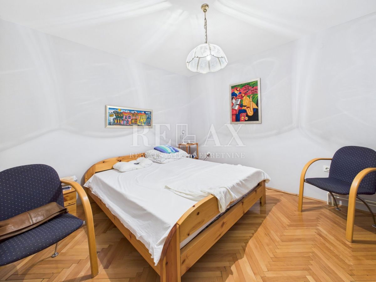 Crikvenica - spaziosa casa con giardino paesaggistico