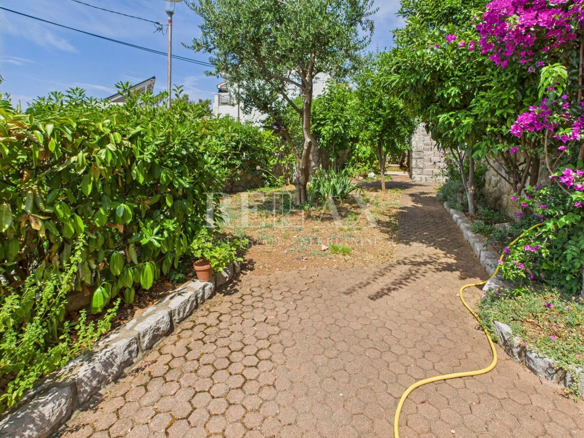 Crikvenica - spaziosa casa con giardino paesaggistico