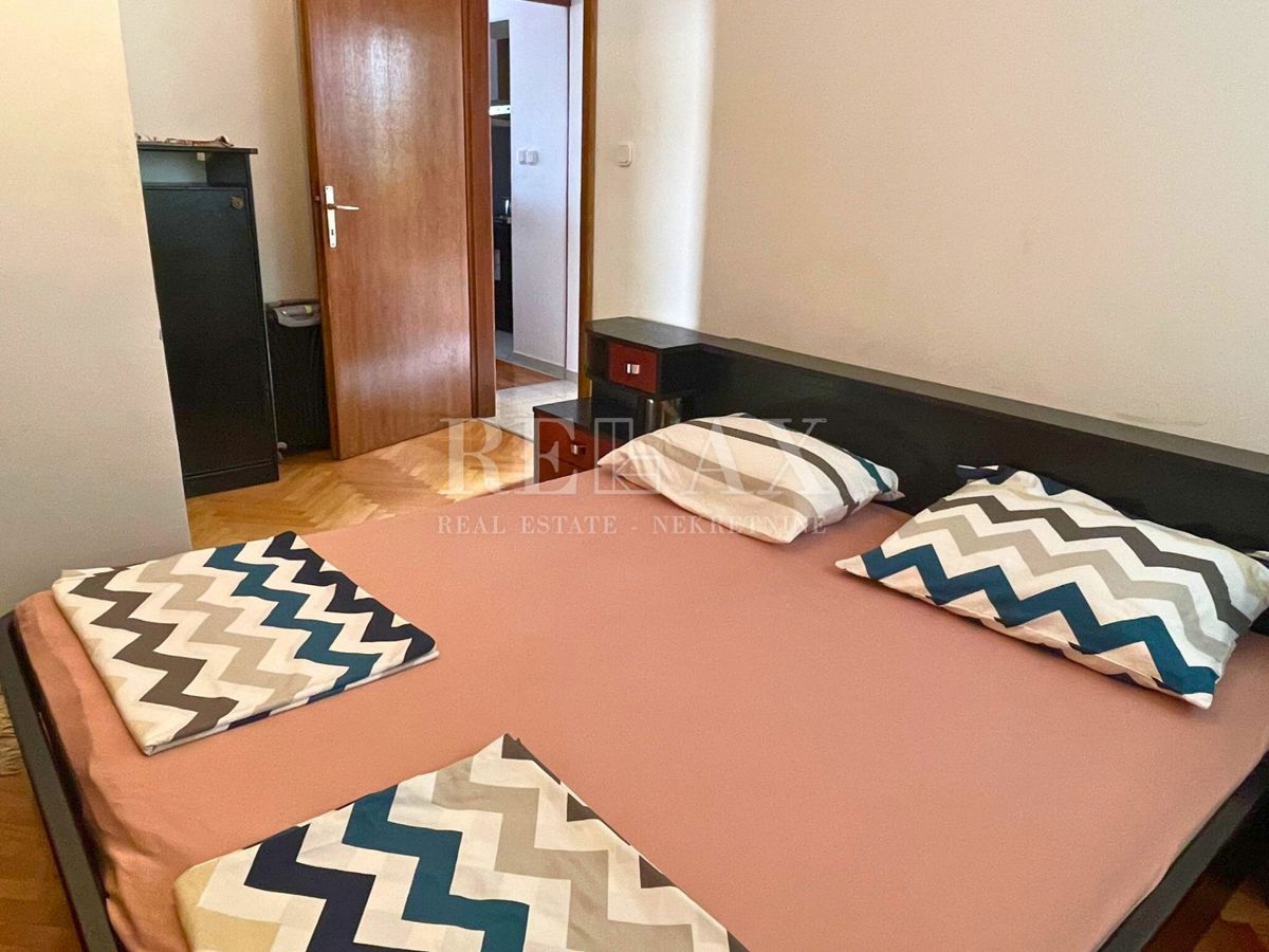 Dramalj - casa con 4 appartamenti, a 150 m dal mare