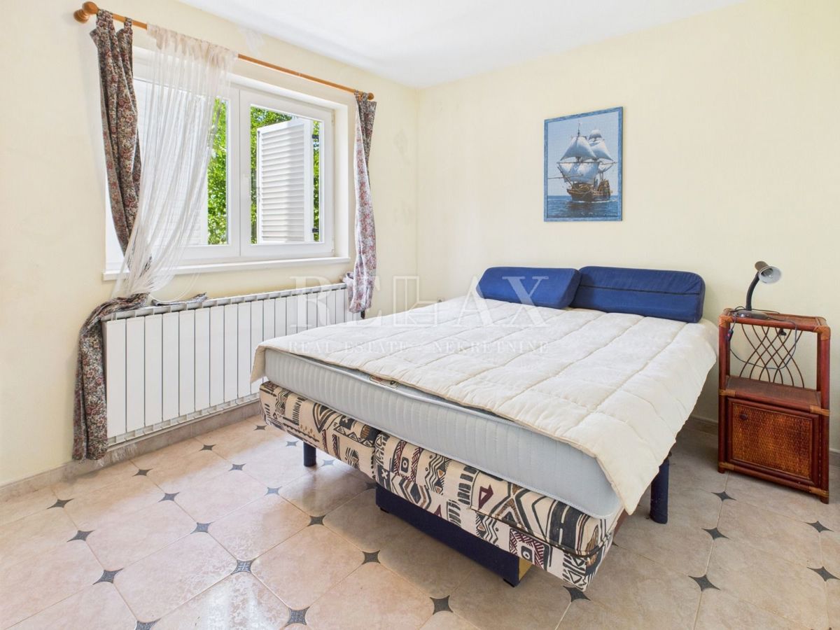 Crikvenica – Parte di Casa con Tre Appartamenti