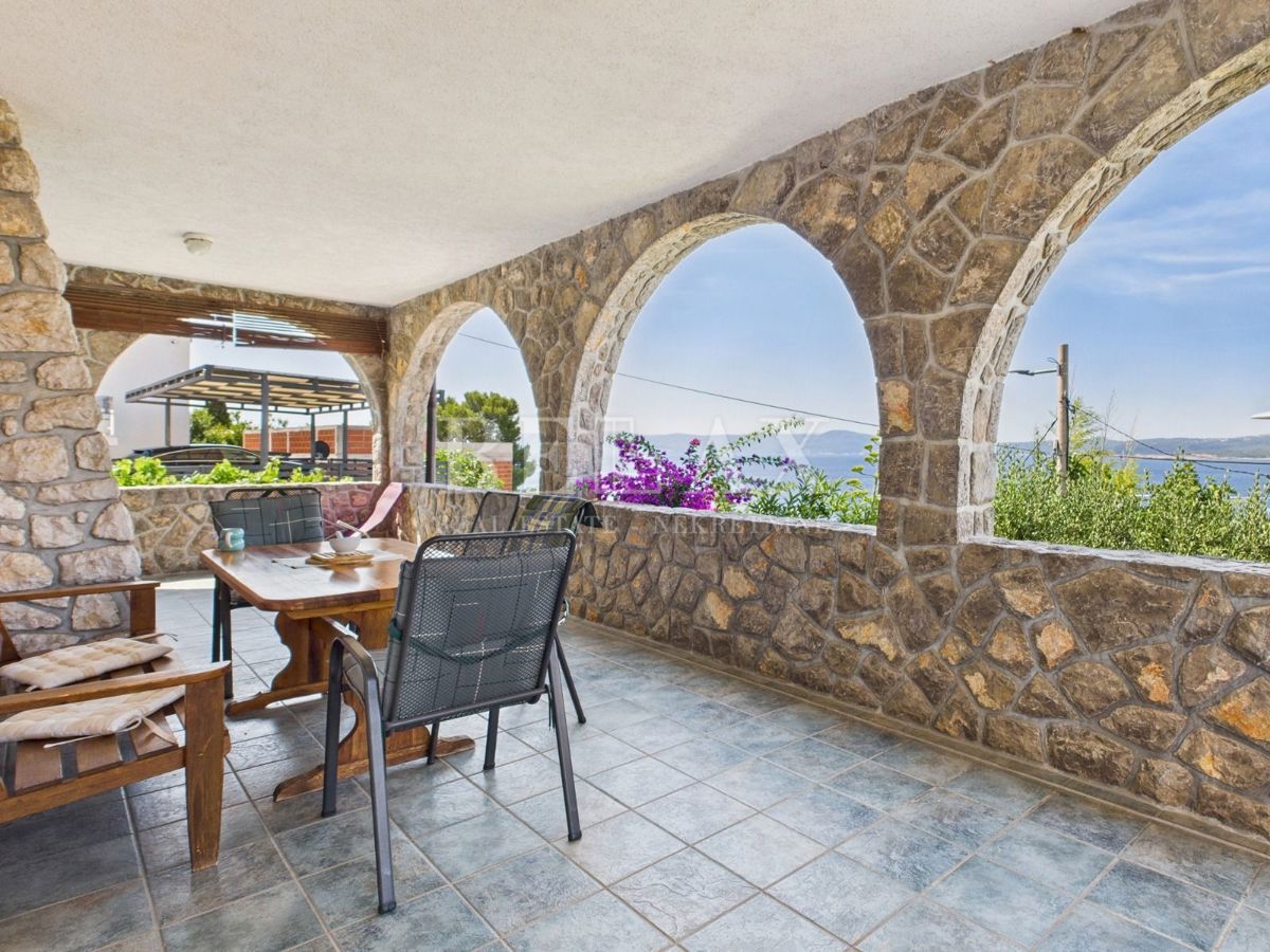 Crikvenica – Parte di Casa con Tre Appartamenti