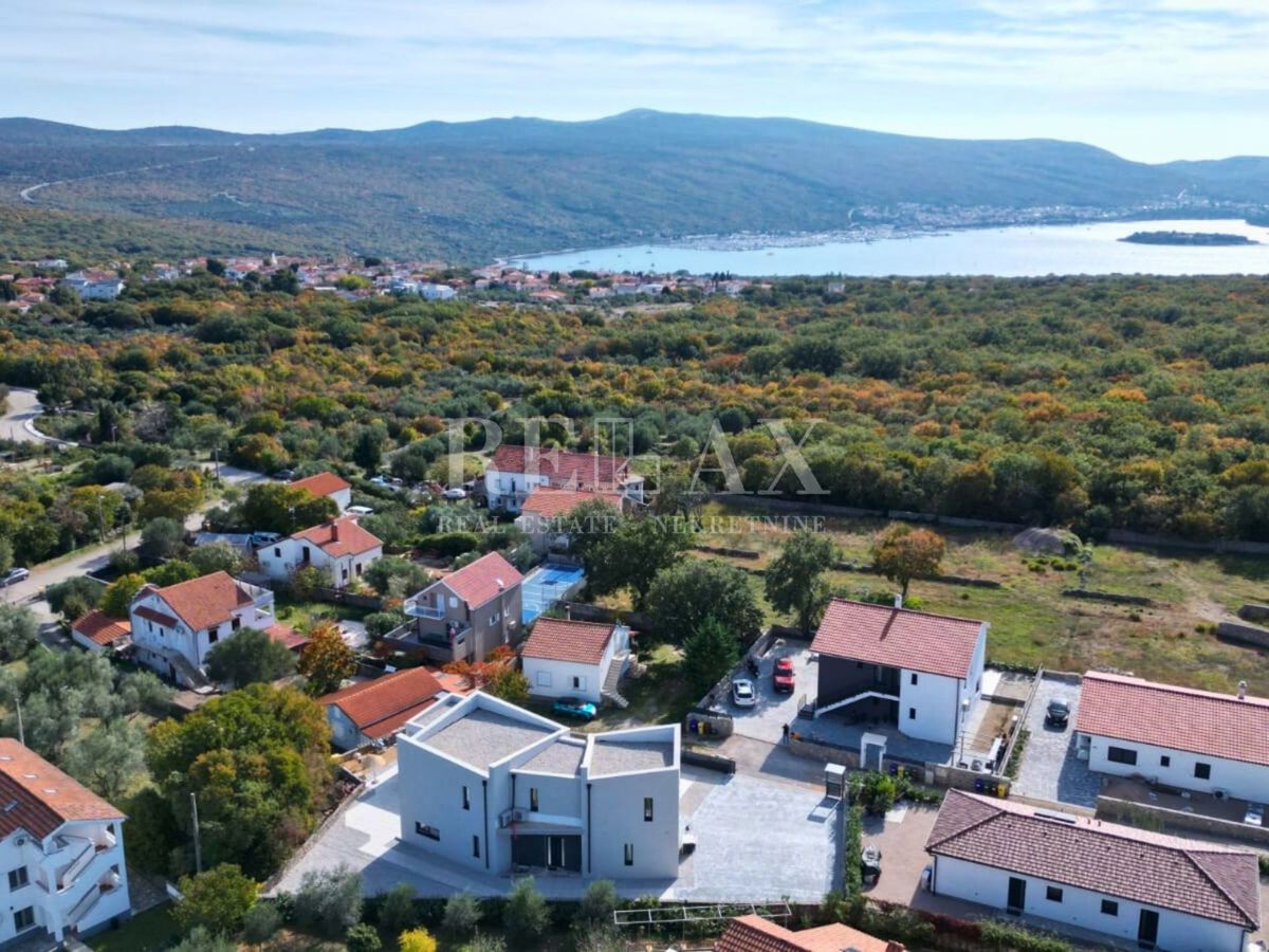 Isola di Krk, Muraj - villa lussuosamente arredata con piscina