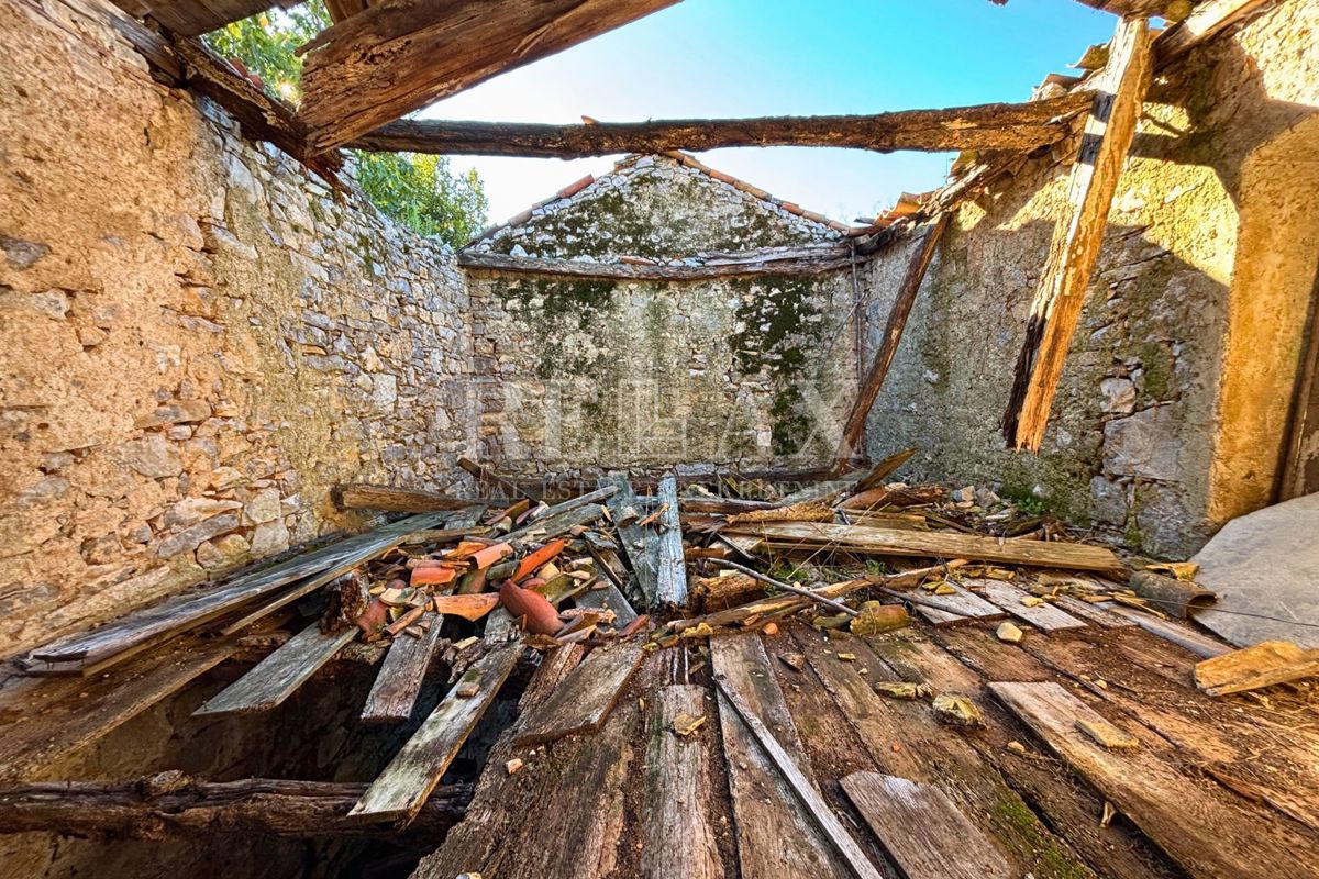 Kastav - casa da ristrutturare vicino al centro