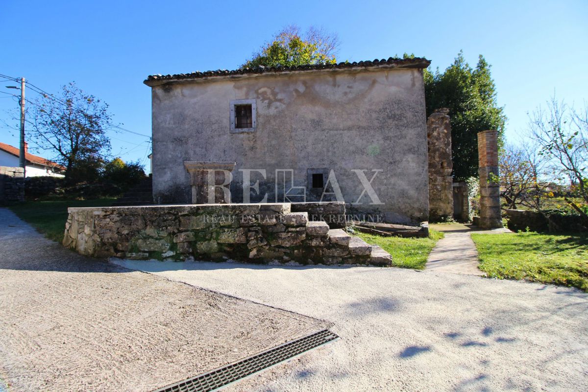 Kastav - casa da ristrutturare vicino al centro