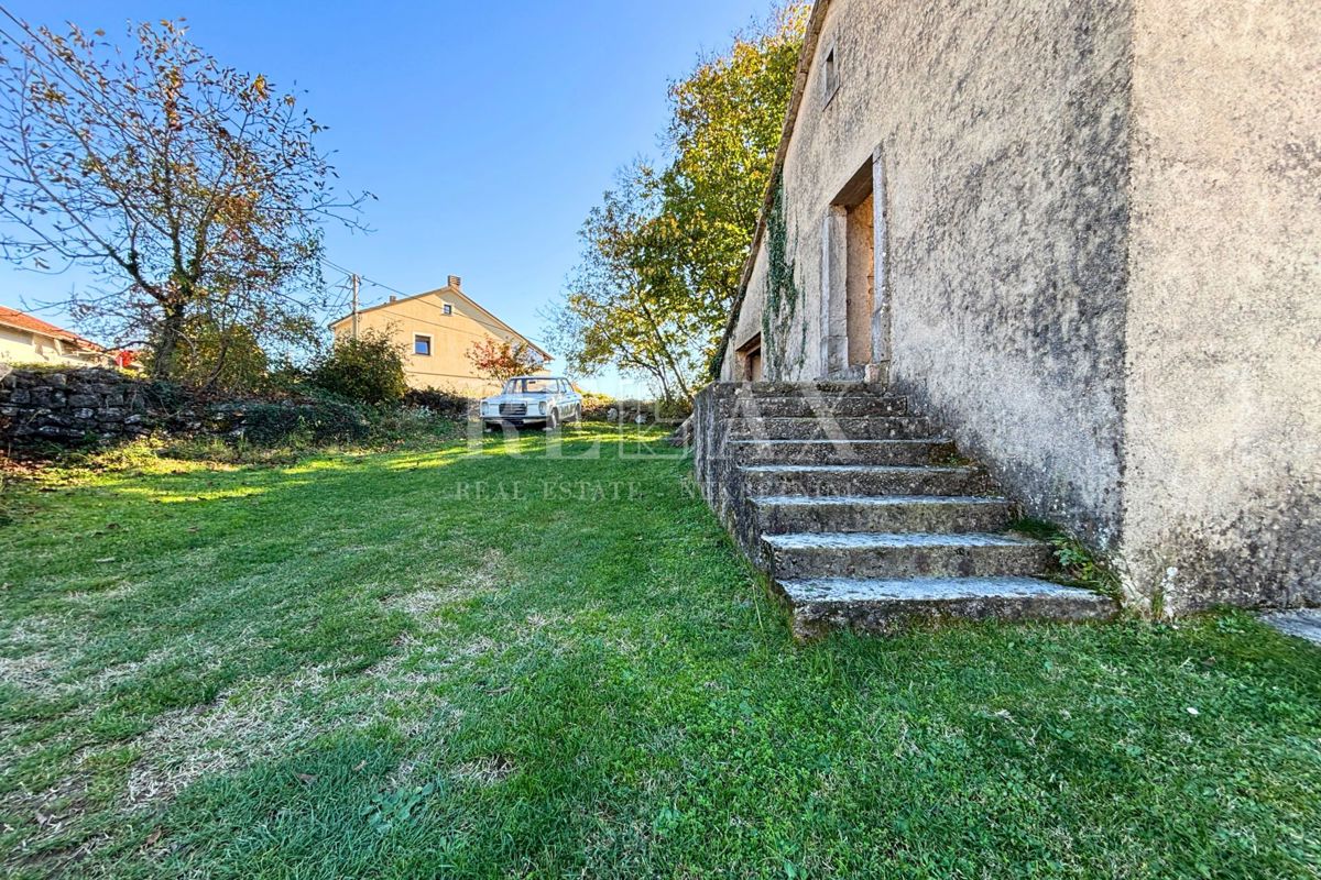 Kastav - casa da ristrutturare vicino al centro