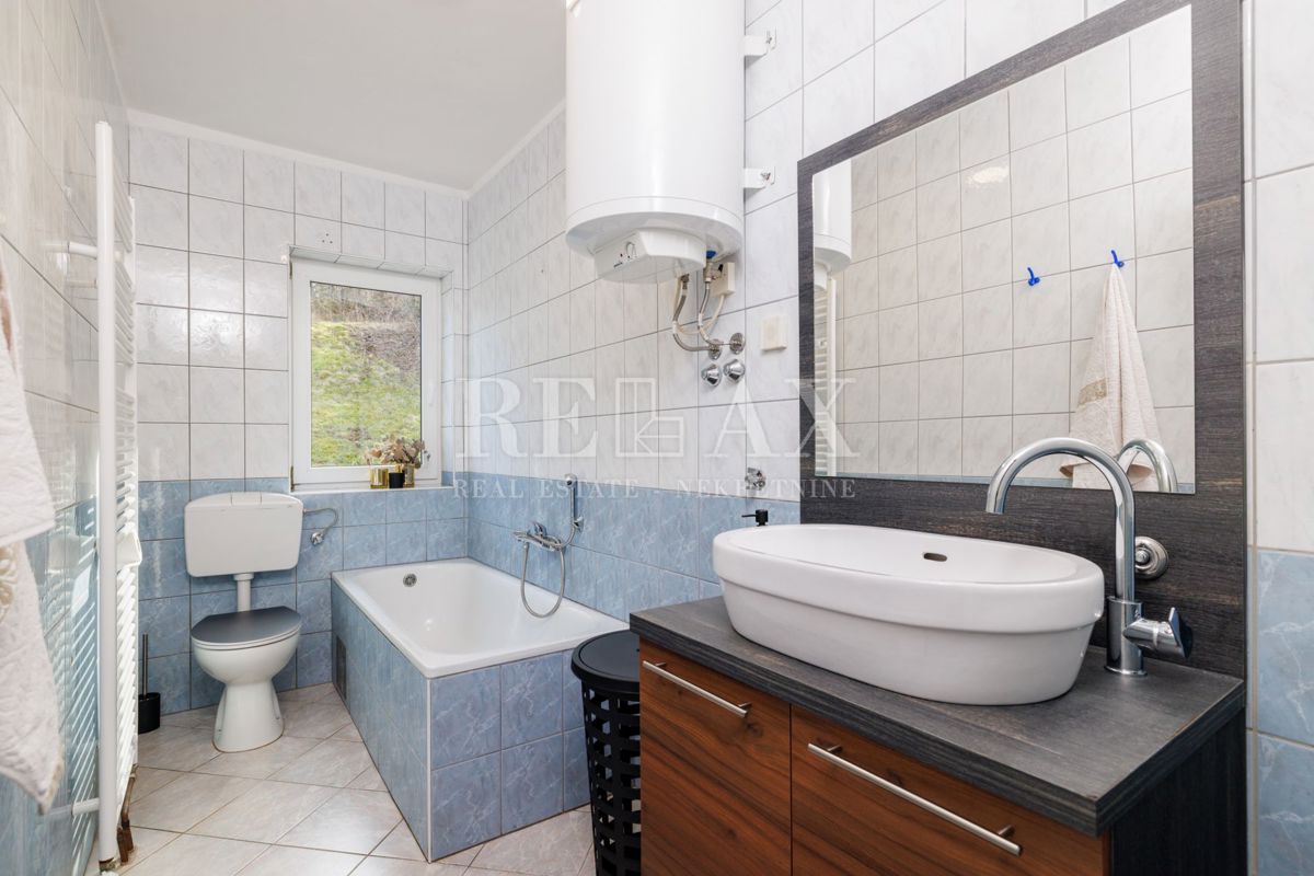 Fužine - casa con 4 appartamenti vicino al lago