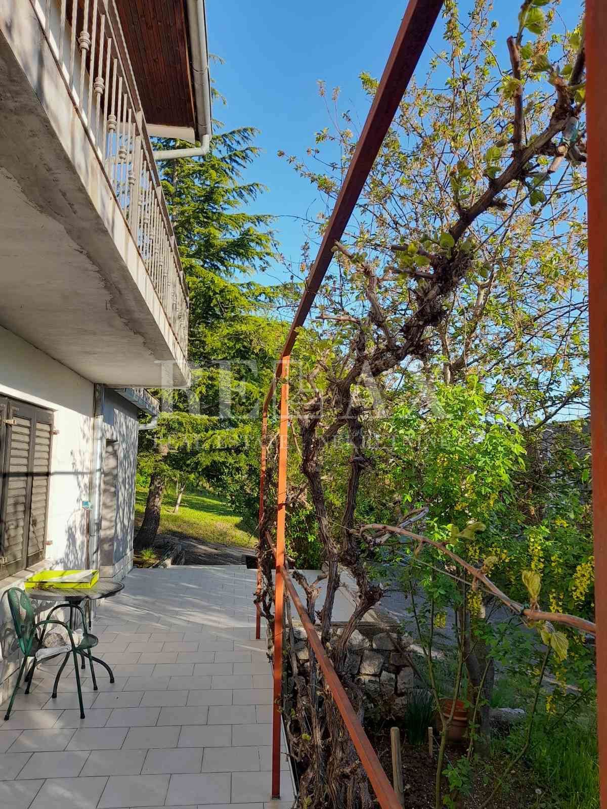 BRIBIR - Casa indipendente con giardino