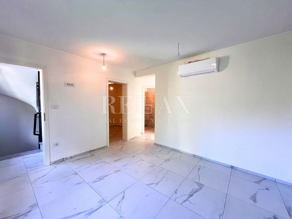 Novi Vinodolski - Nuova Costruzione con 3 Appartamenti 