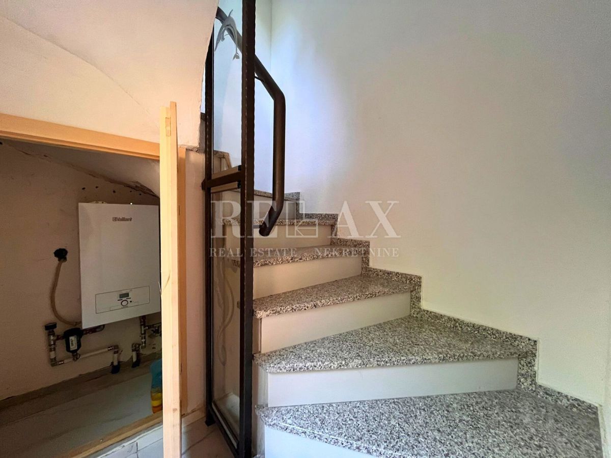 Novi Vinodolski - Nuova Costruzione con 3 Appartamenti 