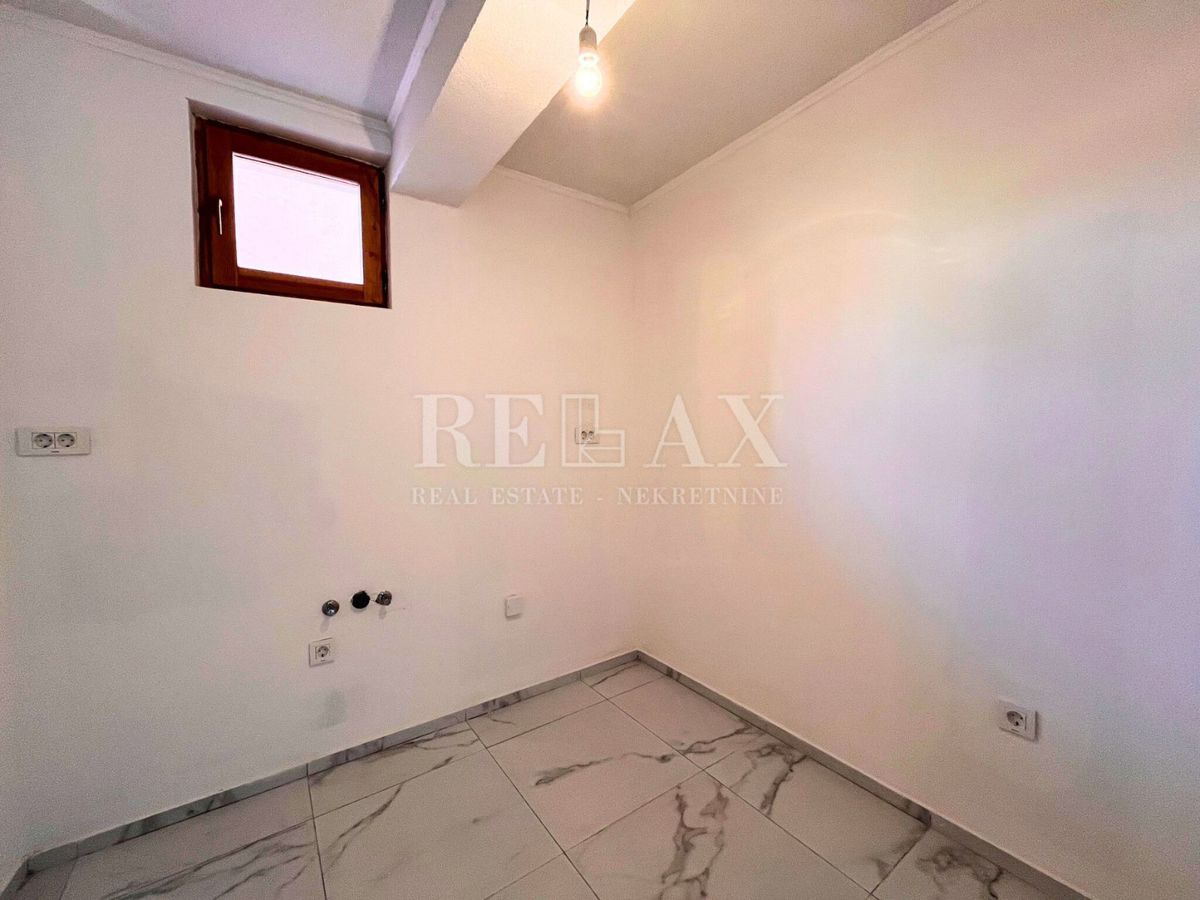 Novi Vinodolski - Nuova Costruzione con 3 Appartamenti 