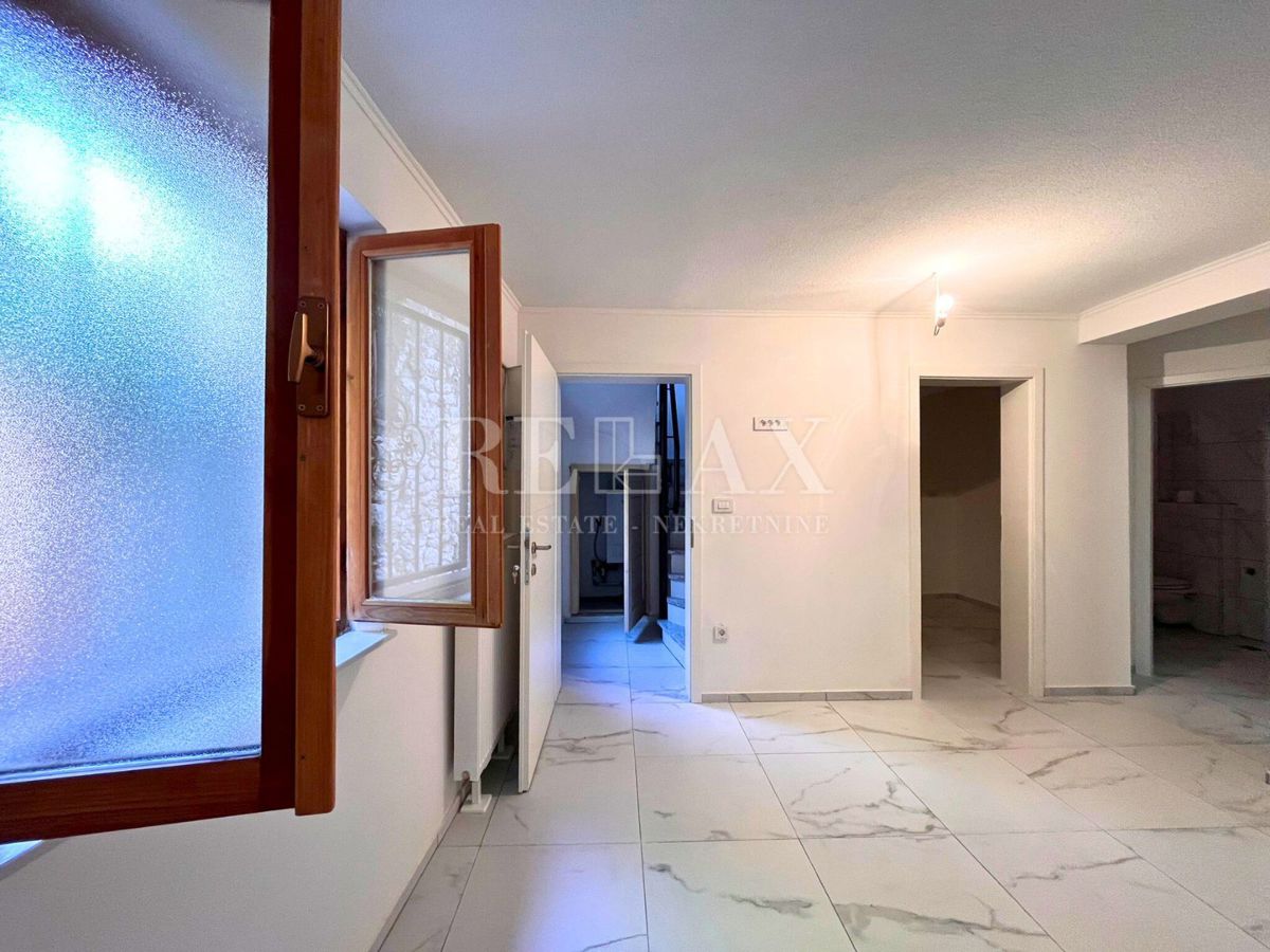 Novi Vinodolski - Nuova Costruzione con 3 Appartamenti 