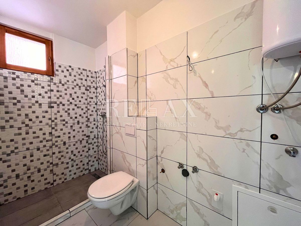 Novi Vinodolski - Nuova Costruzione con 3 Appartamenti 