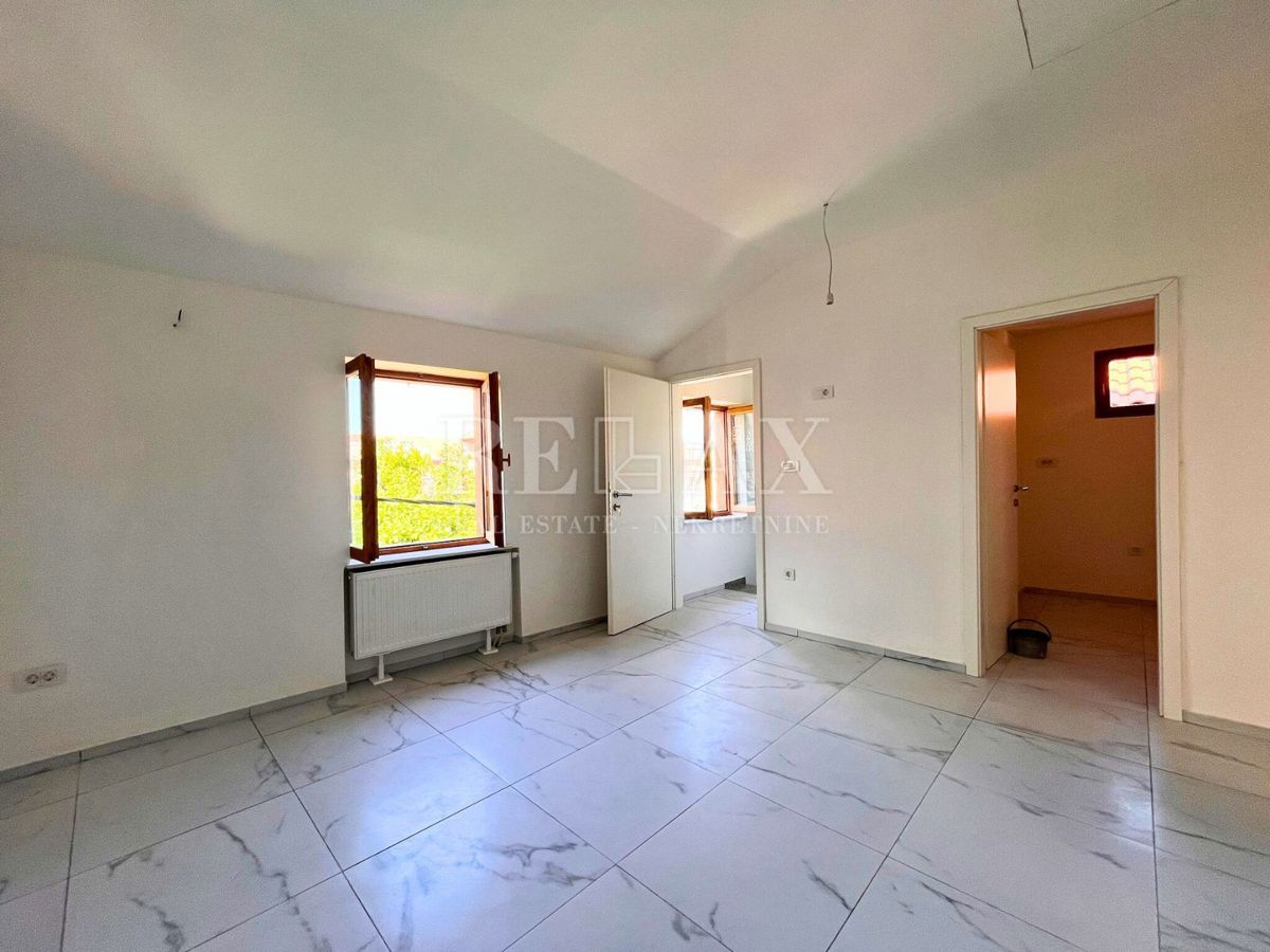 Novi Vinodolski - Nuova Costruzione con 3 Appartamenti 