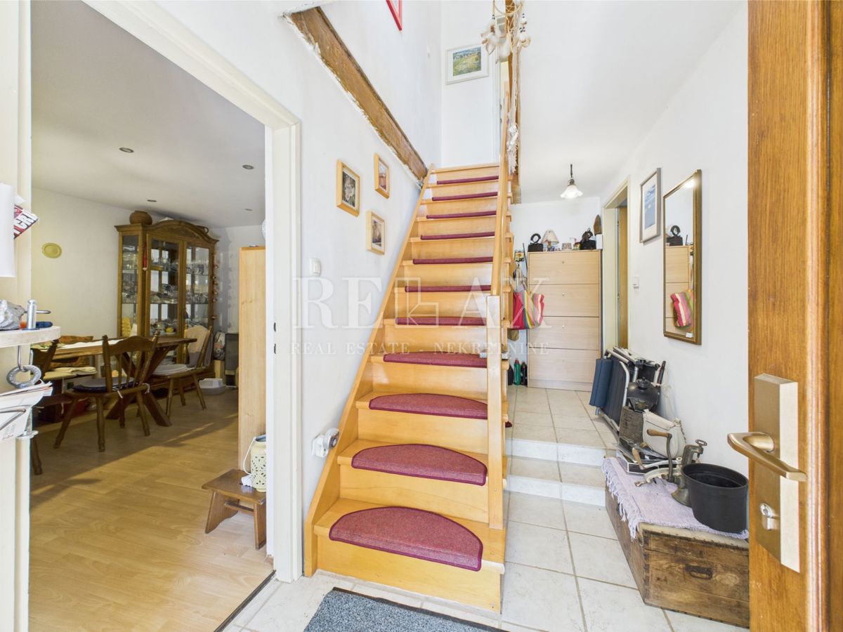 Dramalj - casa in pietra con vista panoramica