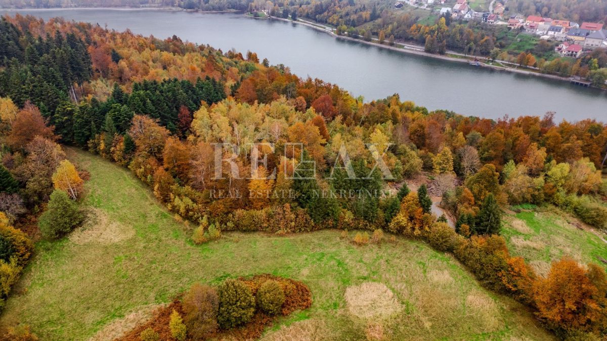 Fužine - opportunità di investimento, terreno vicino al lago