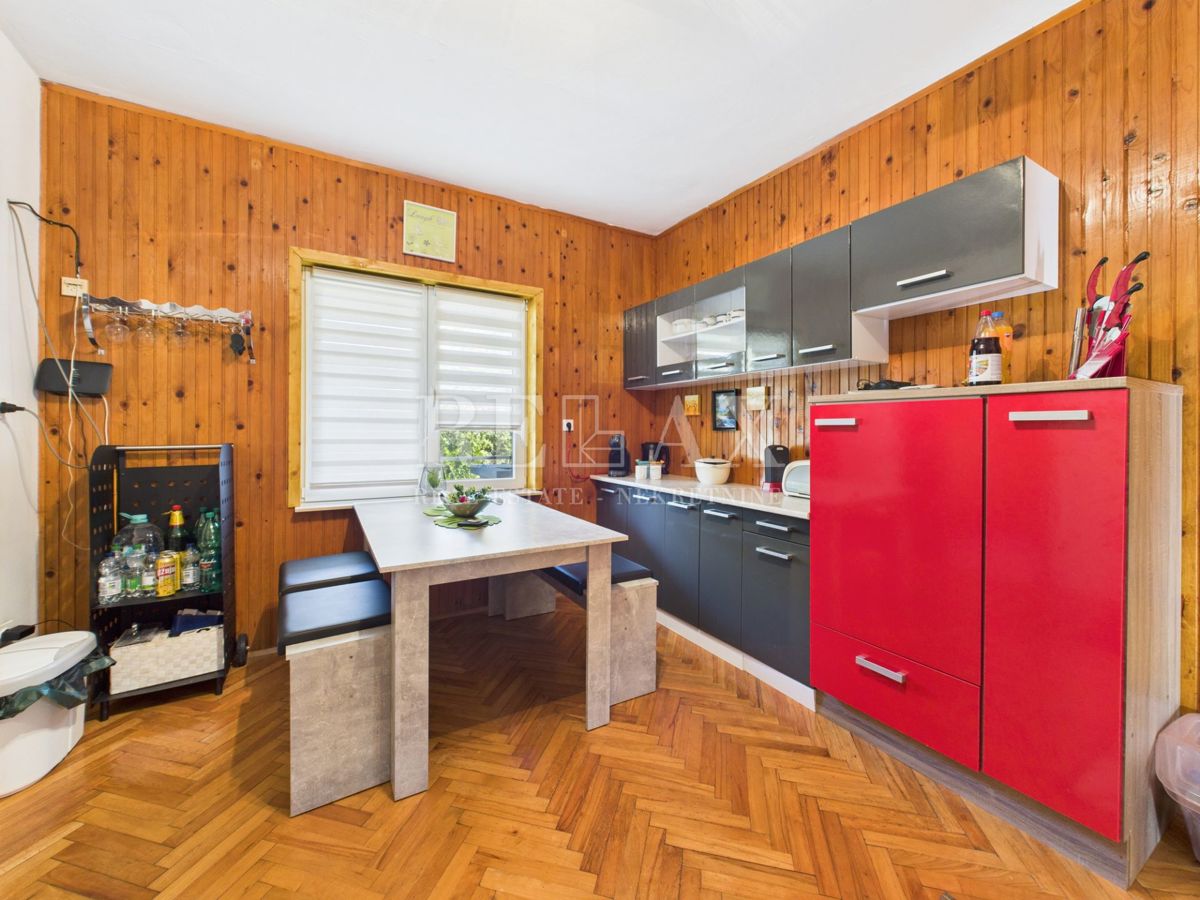 Volarice, Senj - casa a un piano con ampio giardino