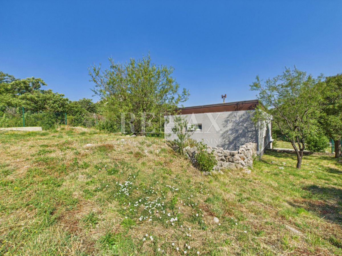 Volarice, Senj - casa a un piano con ampio giardino