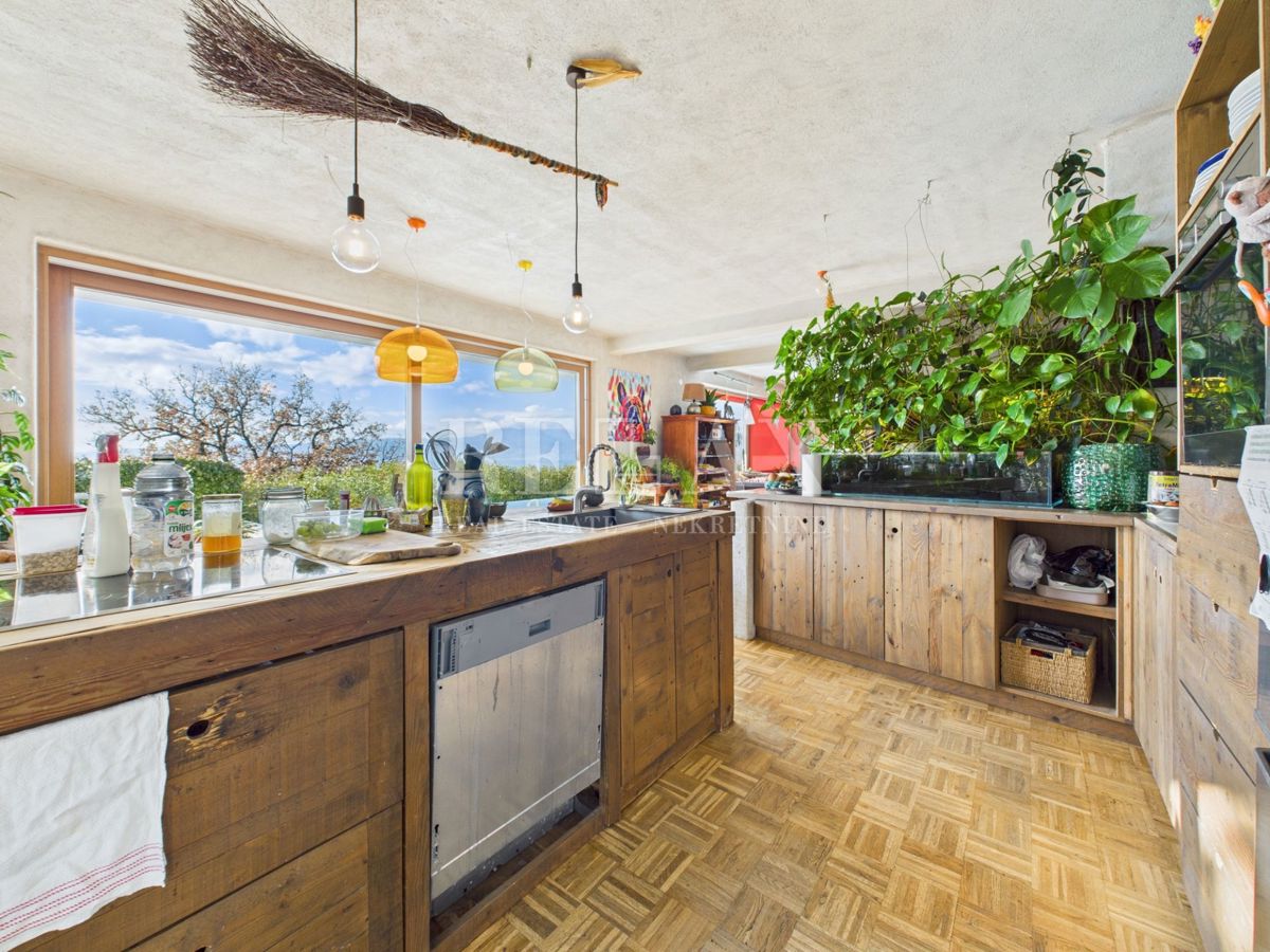 Kostrena - villa con piscina e vista mare