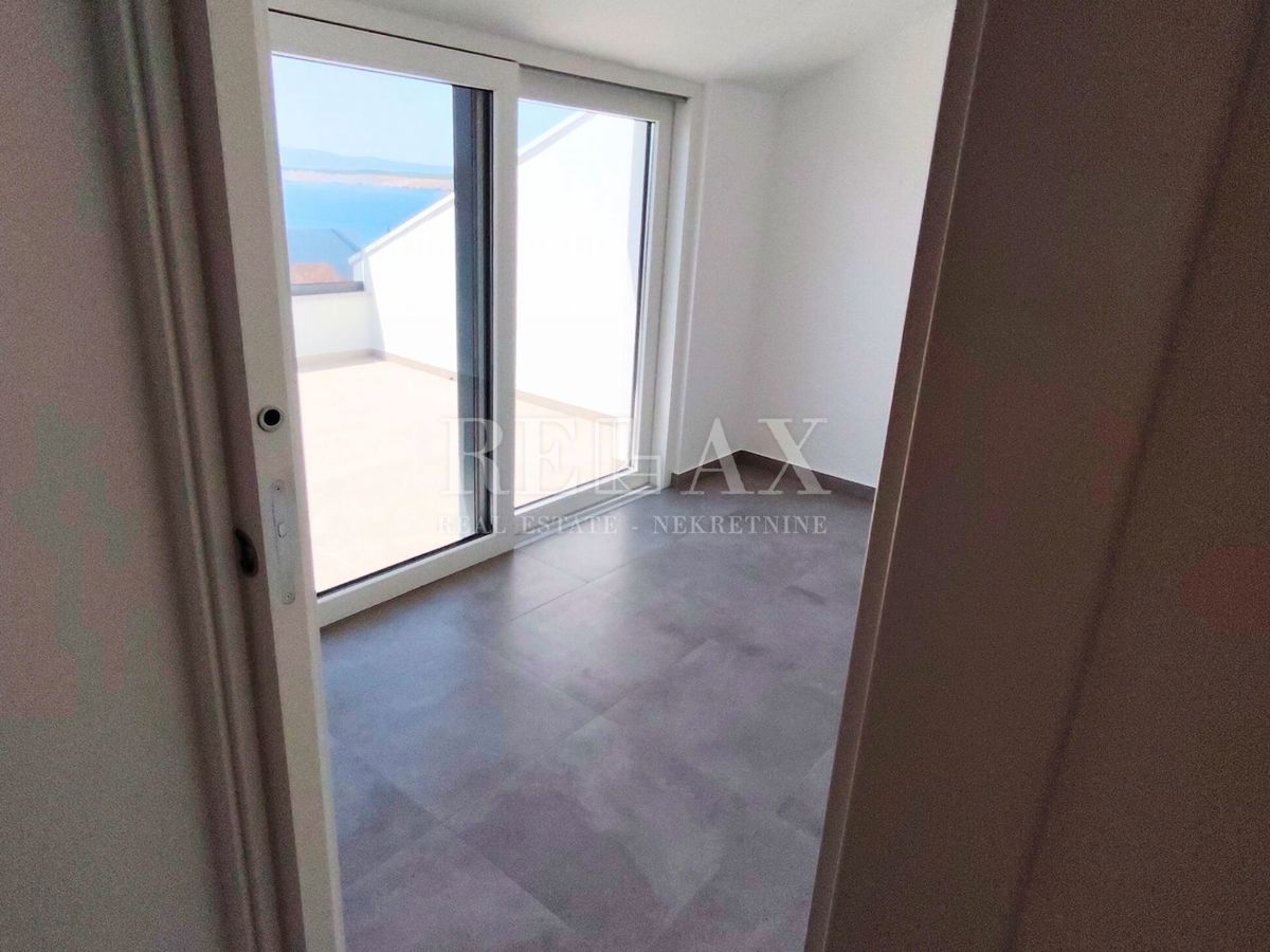 Dramalj - appartamento mansardato con vista