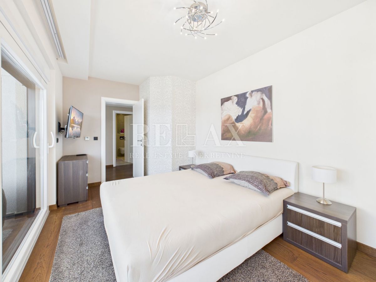 Klenovica - villa con piscina