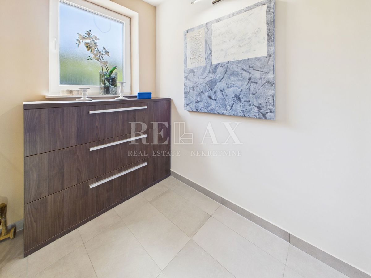 Klenovica - villa con piscina