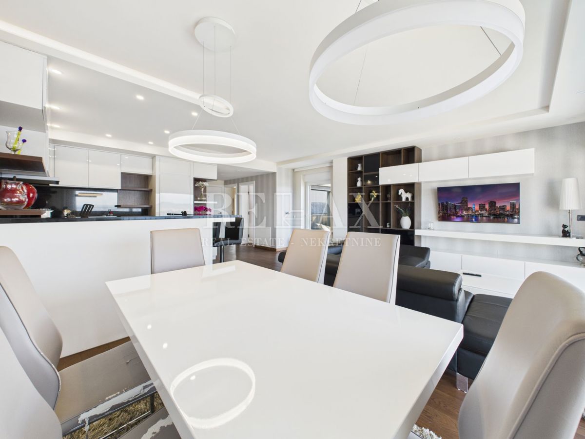 Klenovica - villa con piscina