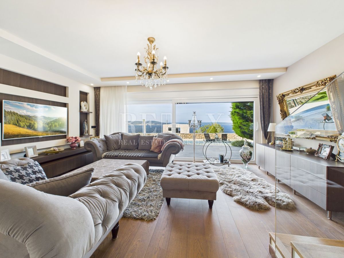 Klenovica - villa con piscina