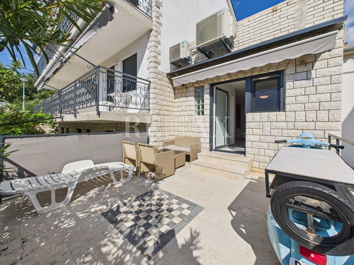 Dramalj - Edificio residenziale, ideale per investimenti