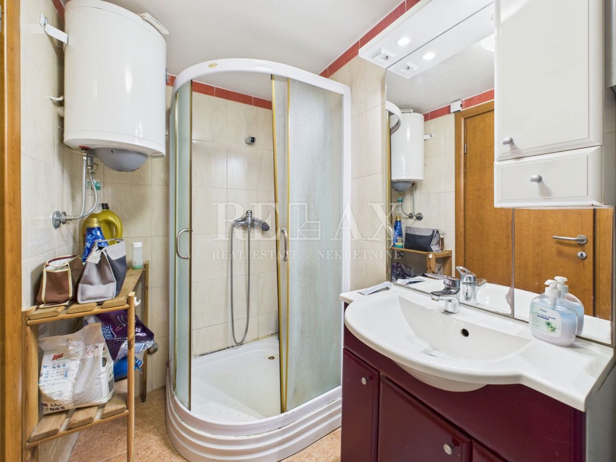 Jadranovo - appartamento con tre camere