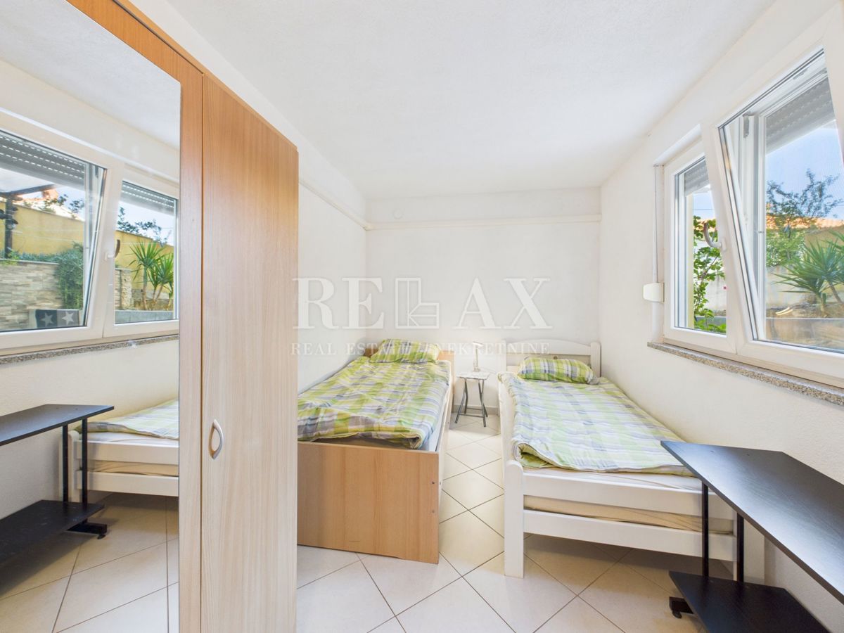 Jadranovo - appartamento con tre camere