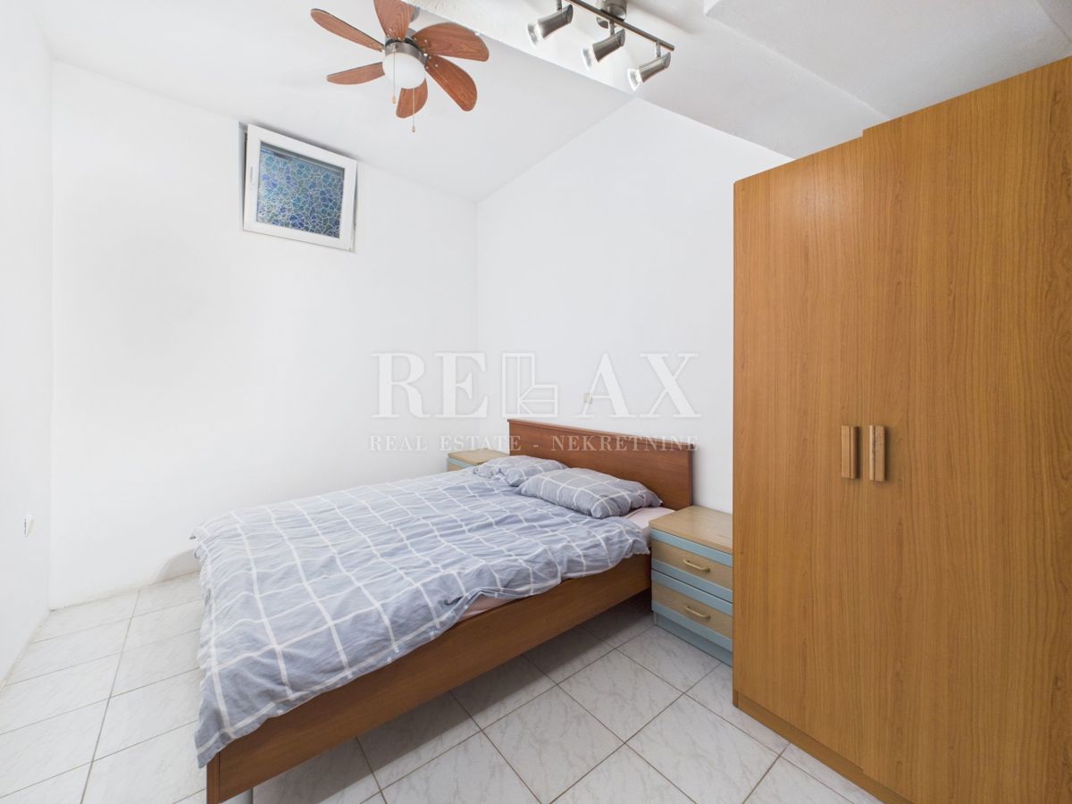 Jadranovo - appartamento con tre camere