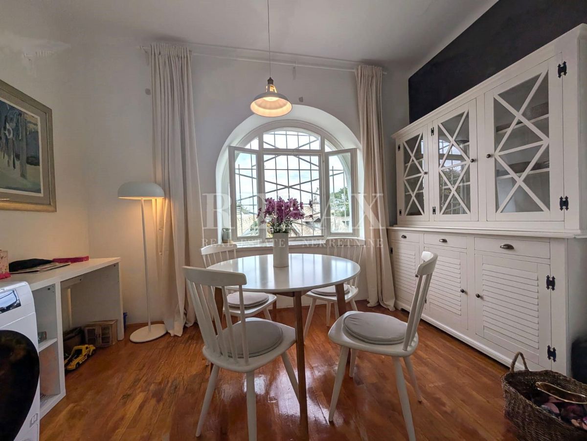 Opatija – appartamento Affascinante Vicino al Mare, 52 m²