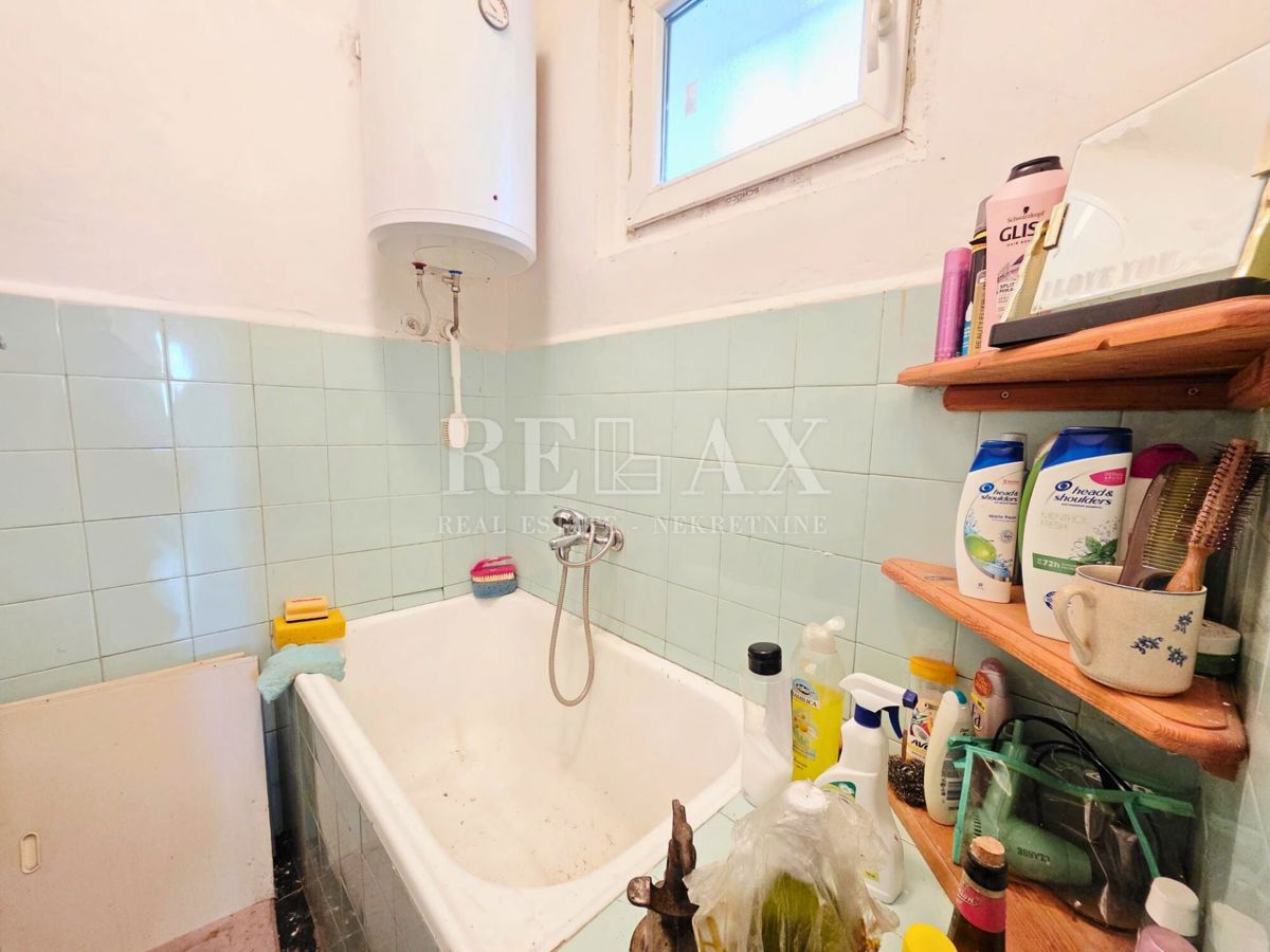 Crikvenica - casa con vista panoramica, 3782 m2 di giardino