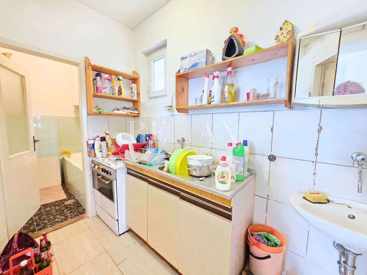 Crikvenica - casa con vista panoramica, 3782 m2 di giardino